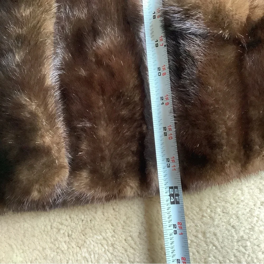 Vintage Genuine fur ( mink? ) jacket .  Small? - Picture 3 of 12